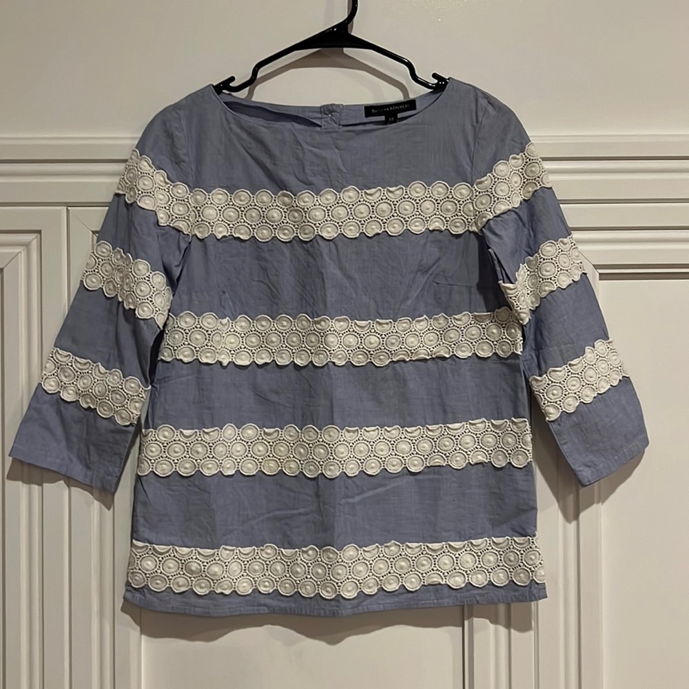 Banana Republic Chambray Lace Stripe Boat Neck Top Blue and White size XS